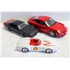 Image 1 : COLACTABLE CARS  SET OF 3