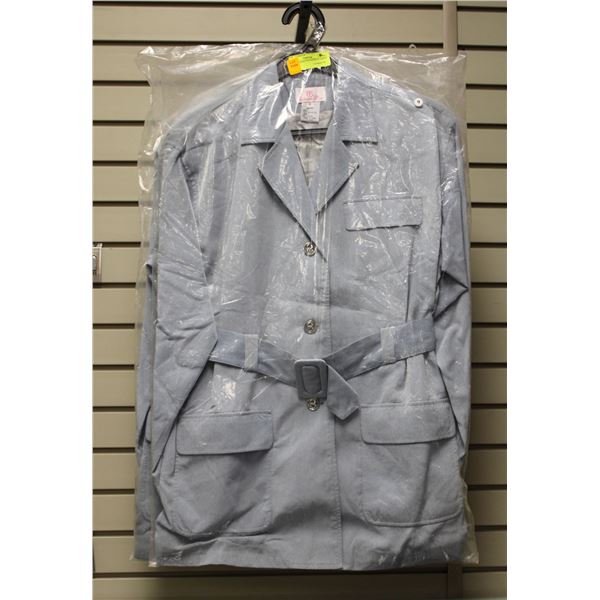 2 NEW LEGEND POP S/9 BLUE VESTS