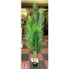 Image 1 : NEW KEEPLUSH 5.5FT FAUX PALM TREE PLANTER