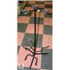 Image 1 : NEWLY ASSEMBLED TRIPLE GUITAR STAND