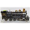 Image 1 : METAL TRAIN MANTEL DECOR PIECE 3.5" X 4" X 12" (NO