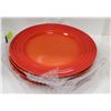 Image 1 : LE CREUSET VINTAGE 12" VIBRANT ORANGE DINNER