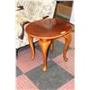 Image 1 : THE BOMBAY COMPANY SOLID WOOD SIDE TABLE H-22.25"