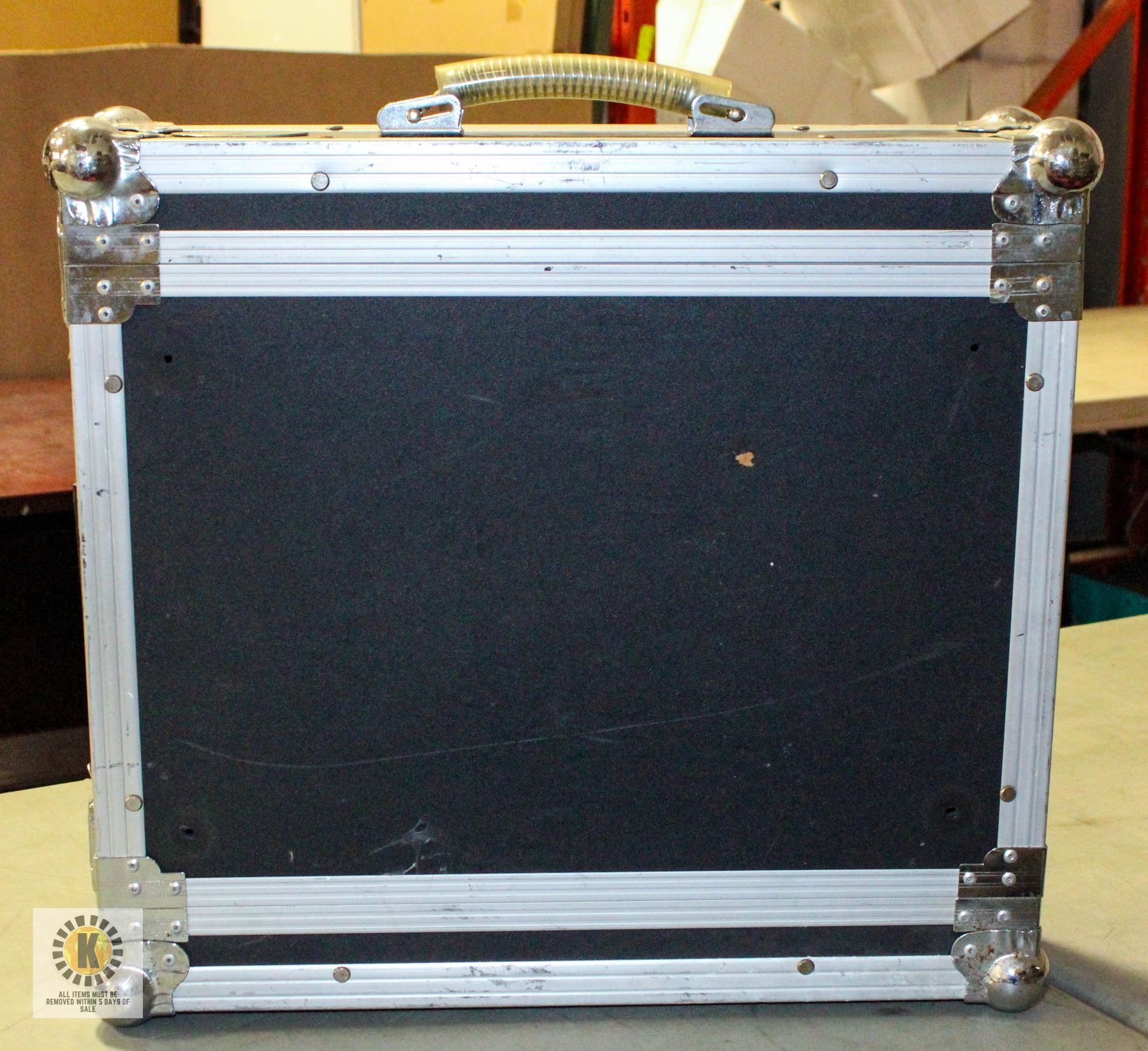 PROFESSIONAL MUSICIANS ROCK CASE FOR GEAR