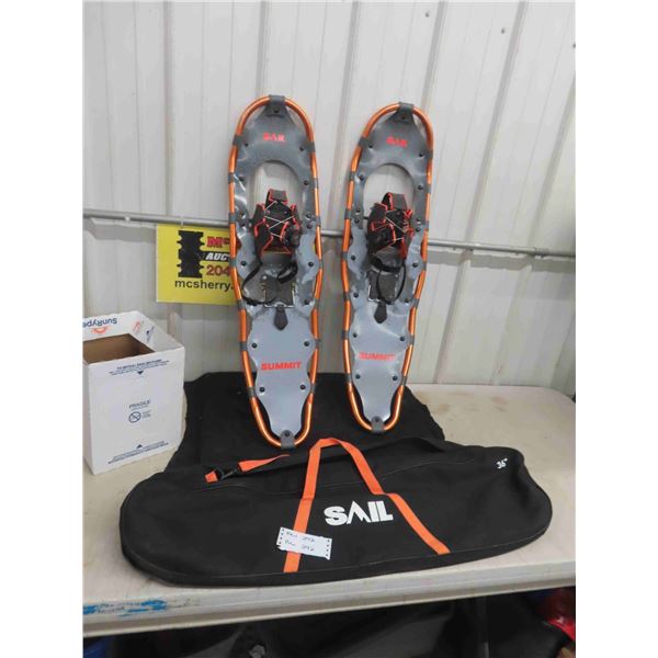 Sail 9 1/2'' x 36'' Snow Shoes with Soft Cover 
