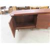 Image 5 : Credenza 27'' x 60'' x 18'' 