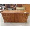 Image 1 : Dresser 31'' x 64'' x 19'' 