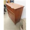 Image 2 : MCM 4 Drawer Dresser 41'' x 34'' x 18''