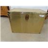 Image 1 : Trunk 20'' x 28'' x 16'' 