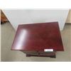 Image 3 : Night Stand / End Table 22'' x 24'' x 16'' 
