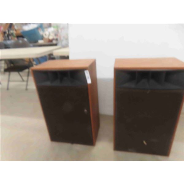 Set of Realistic Mach One Speakers 