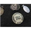 Image 9 : Pins, Key Chain & Pendant
