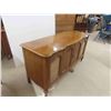 Image 2 : GE Solid State Cabinet Radio/Record Player 28'' x 