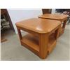 Image 2 : 2 Oak End Tables with Drawer