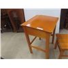 Image 2 : Wood School Desk & Chair 
