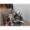 Image 2 : 14 Right Handed Golf Clubs with Bag 
