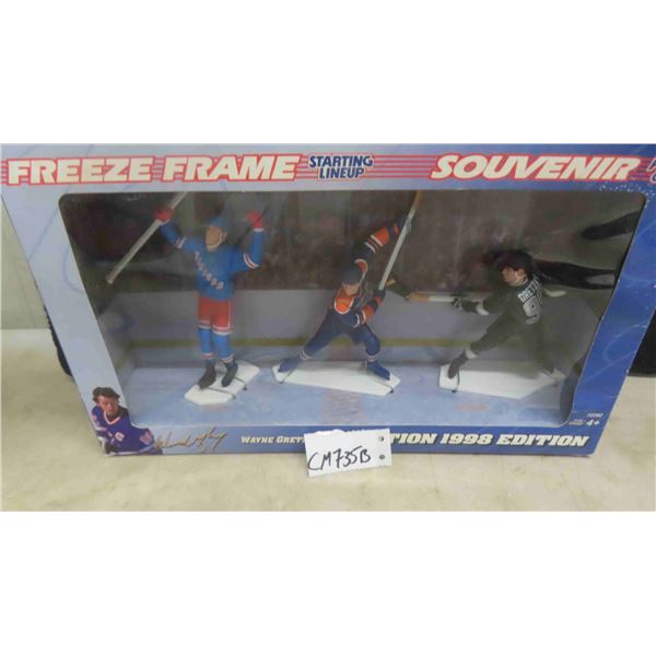 Wayne Gretzky Triple Figure Starting Line UP 