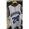 Image 2 : Signed Damon Stoudamine Toronto Raptors