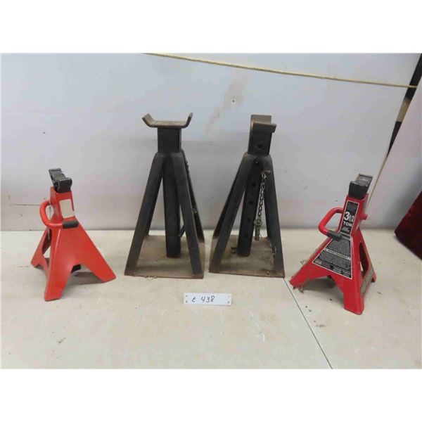 4 Jack Stands (1) 3 1/2 Ton , 2 Larger, 1 Smaller 
