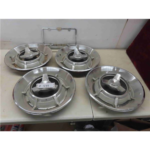 (4) 1966 Dodge Charger , Superbee, Coronet Hubcaps,