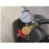 Image 2 : 5 Gallon Tank 