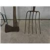 Image 2 : Yard Tools : Pitch Fork, Axe, Cultivator & More 