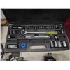 Image 2 : Scissor Jack , Socket Set 3/8'' + 1/2'' Drive, 
