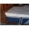 Image 2 : Mattress 60'' Wide - Looks Clean/New
