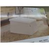 Image 2 : Seville Trunk Bench 30'' x 15 1/2'' x 17'' - New or Store Return 