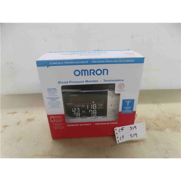 Omron Blood Pressure Monitor - New or Store Return 
