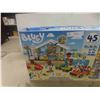 Image 2 : Bluey Beach Play Set - New or Store Return