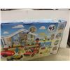 Image 7 : Bluey Beach Play Set - New or Store Return