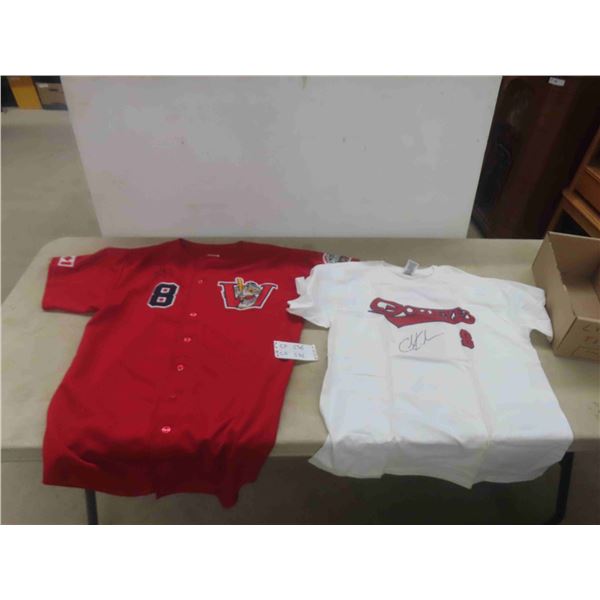 Goldeyes Jersey Size XL with Autograph , T Shirt With Autograph 