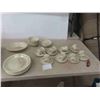 Image 1 : 40pce Place Setting : Royal Doulton & More 