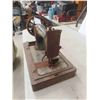 Image 3 : Singer Sewing Machine Rusty but Couldn’t Throw Away 