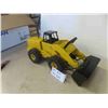 Image 2 : 1970s Tonka Model XMB975 21'' Front End Loader 