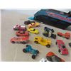 Image 3 : Hot Wheels Trailer Car Hauler 15'' L with 17 Hot