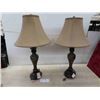 Image 2 : 3 Matching Lamps with Shades, 2 Table 28'' H + 