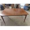 Image 2 : Dining Room Table 29'' x 62'' x 40'' , 3 Leaves