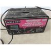 Image 2 : Motomaster 6/12 V 70/12/2A Battery Charger , 2
