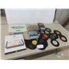 Image 1 : 45s Records, Mini Stereo Speakers, Songburst 