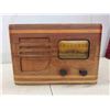 Image 2 : 2 Vintage Radios, Mitchell Fits Over Headboard 