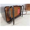 Image 9 : 2 Vintage Radios, Mitchell Fits Over Headboard 