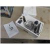 Image 1 : New Amscope Model M150 Biological Microscope
