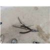 Image 4 : Vice Grips, 1/2'' Ratchet, Cutters, Plyers, Plus