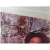 Image 2 : Oprah Winfrey Autographed 8'' x 10'' Photo