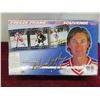 Image 2 : Wayne Gretzky Triple Figure Starting Line Up 