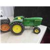 Image 2 : 3 Diecast Tractors JD5020, JD4900, CAT259C & John 