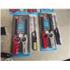 Image 3 : New 12 Utility Knives : 3 New Grill Brushes, New 