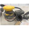 Image 2 : Dewalt Orbital Power Sander , Craftsman Mouse